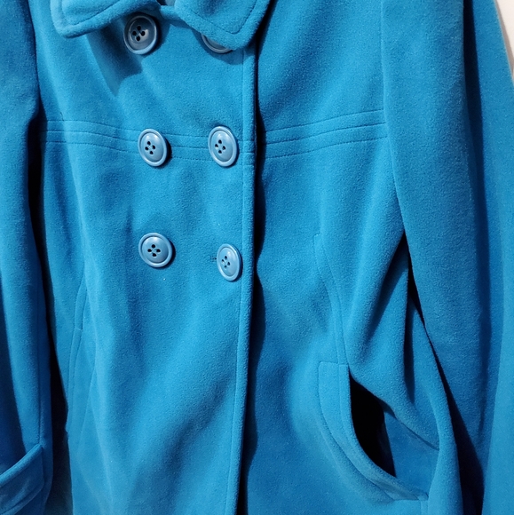 Coat - Picture 4 of 8